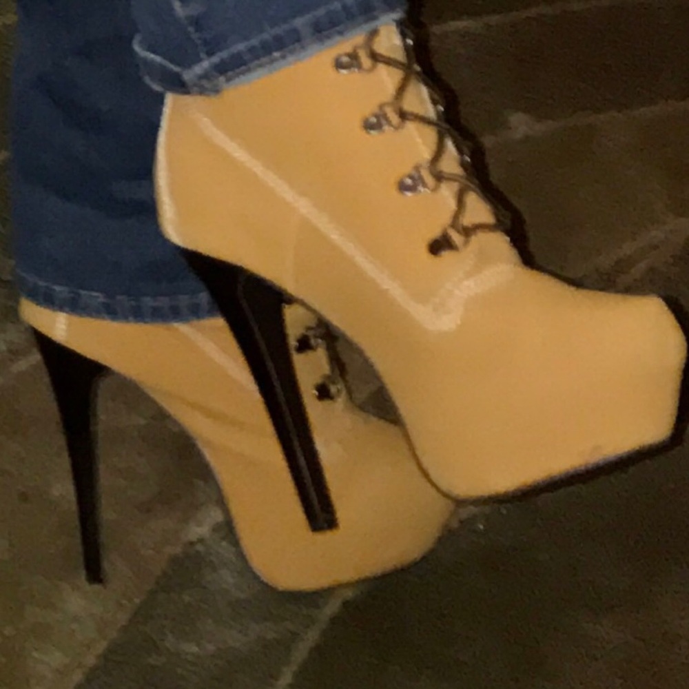 Herstyle Tan Stiletto Platform Boots Size 10